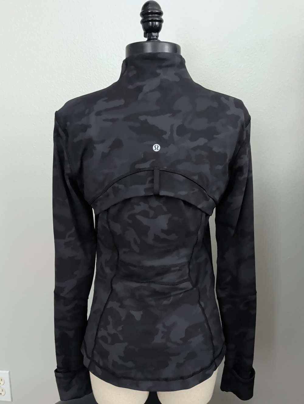 Lululemon Define Jacket - Picture 5 of 13